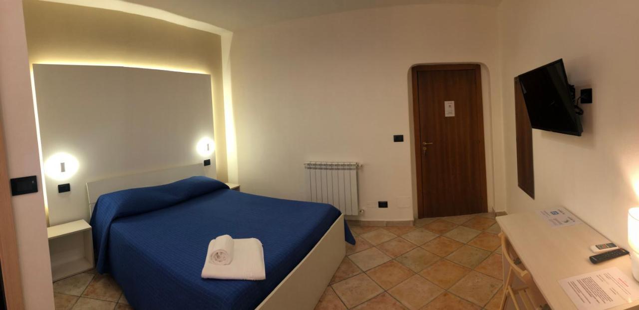 Rhegium Palace Reggio Calabria Exterior photo